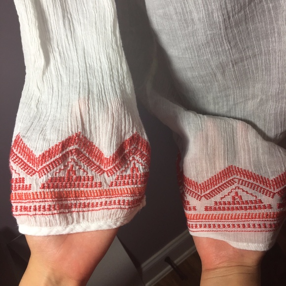 Old Navy Blouse - Picture 4 of 5