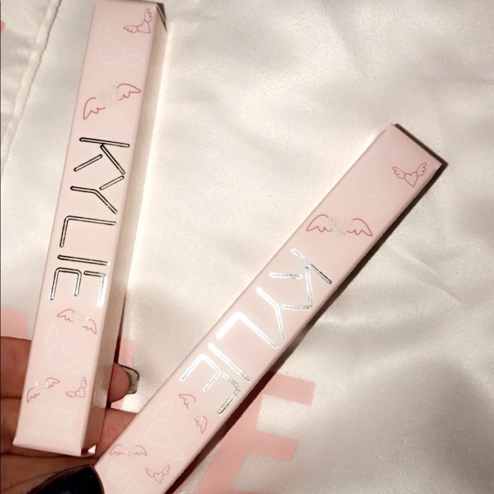 LIMITED EDITION GLOSSES BIRTHDAY COLLECTION KYLIE
