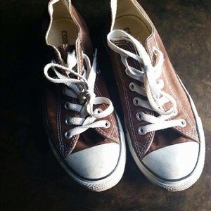 Converse Brown Size 8.5