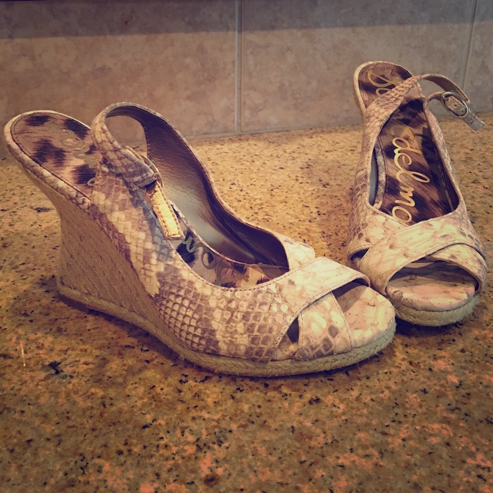 Sam Edelman nude snake wedge