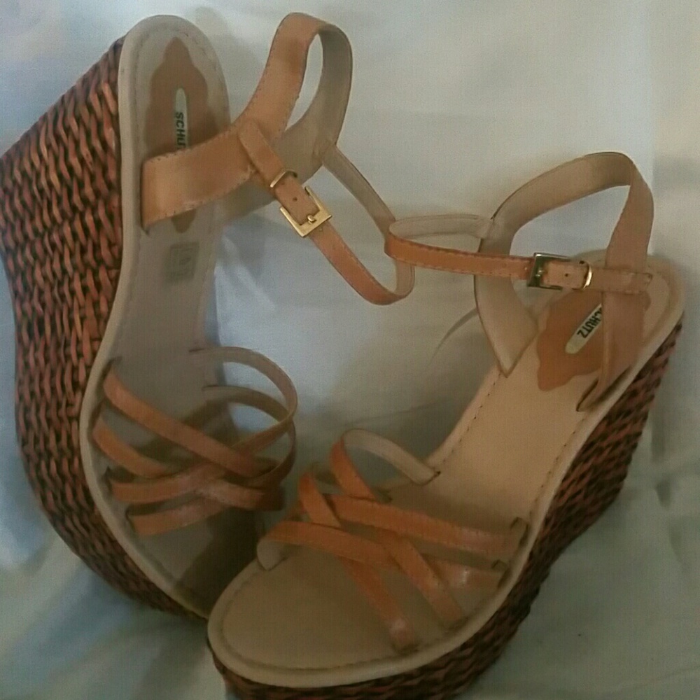 Sandals w/ basketweaving design wedge sole
