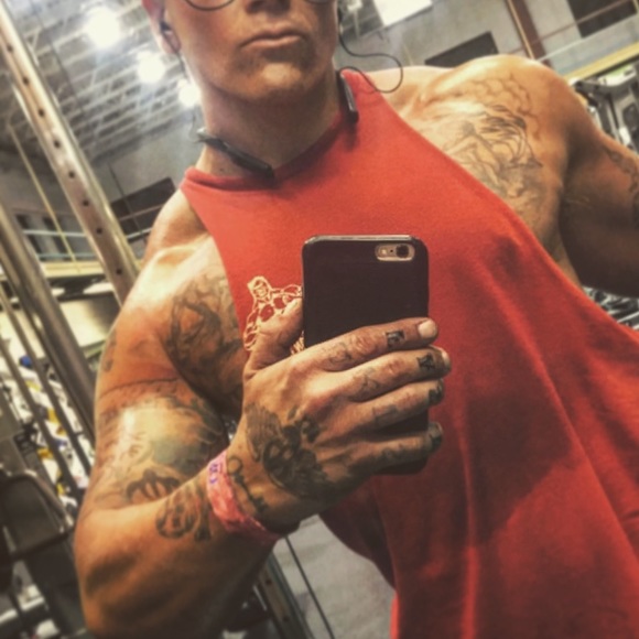 Meet your Posher, Frank - Picture 2 of 5