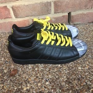 Pharrell Williams Cass Bird Adidas Supershell