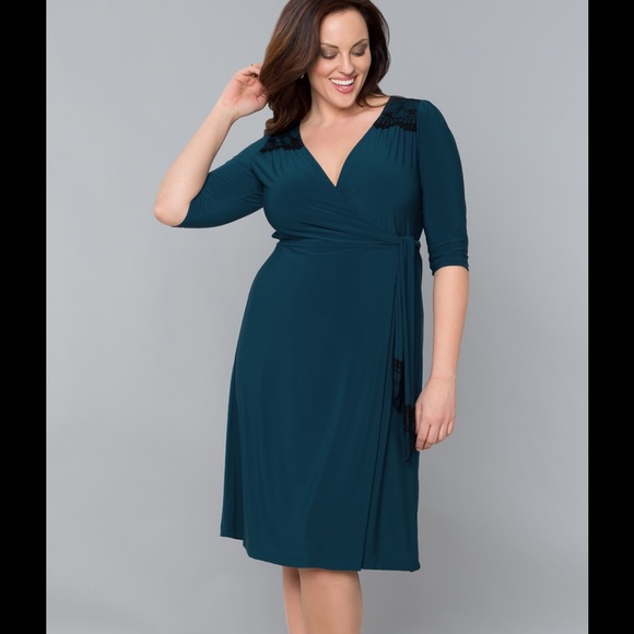 Kiyonna  Julieanne  Wrap Dress - Picture 1 of 4