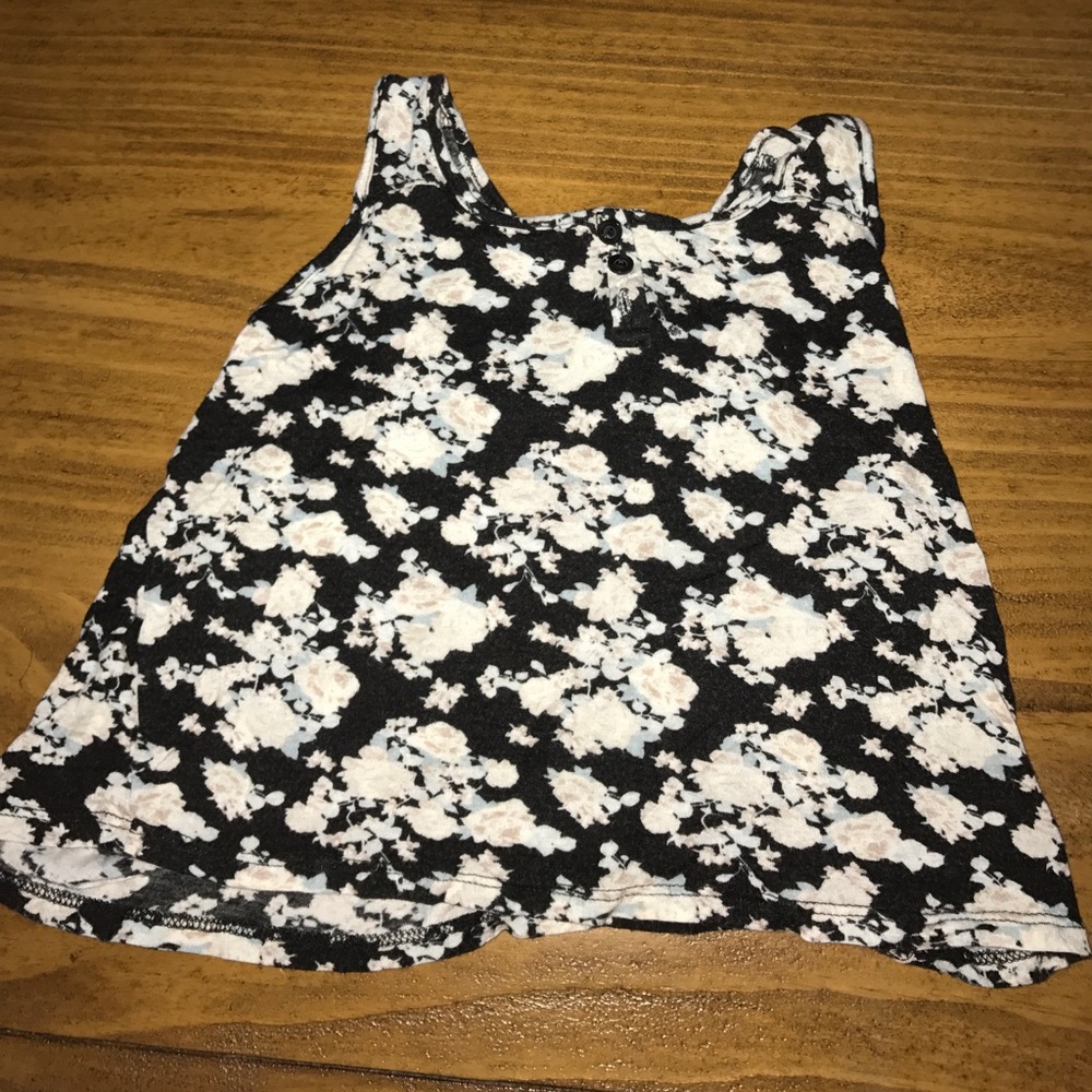 Black and white floral crop tank top
