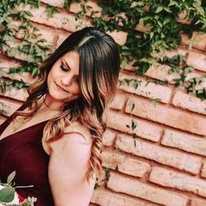 Meet your Posher, Catherine