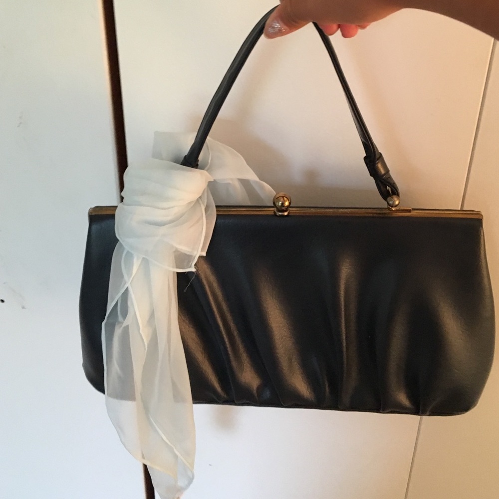 Vintage hand bag