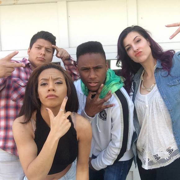 Meet your Posher, Lynne - Picture 1 of 1