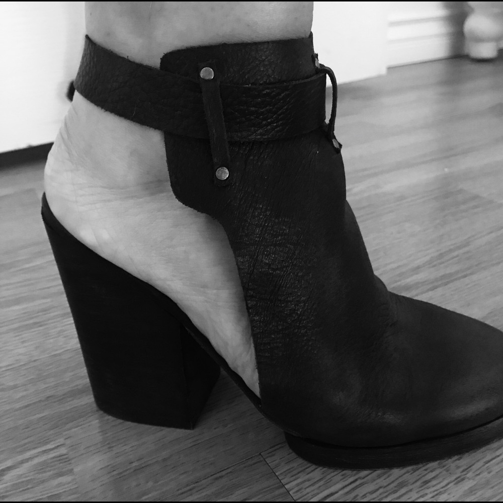 Free People Booties gorgeous!!