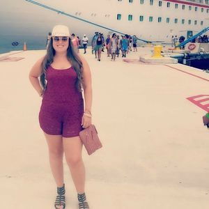 Meet your Posher, Angela