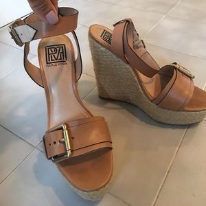 Pour La Victoire Platform Leather Sandals, Size 8