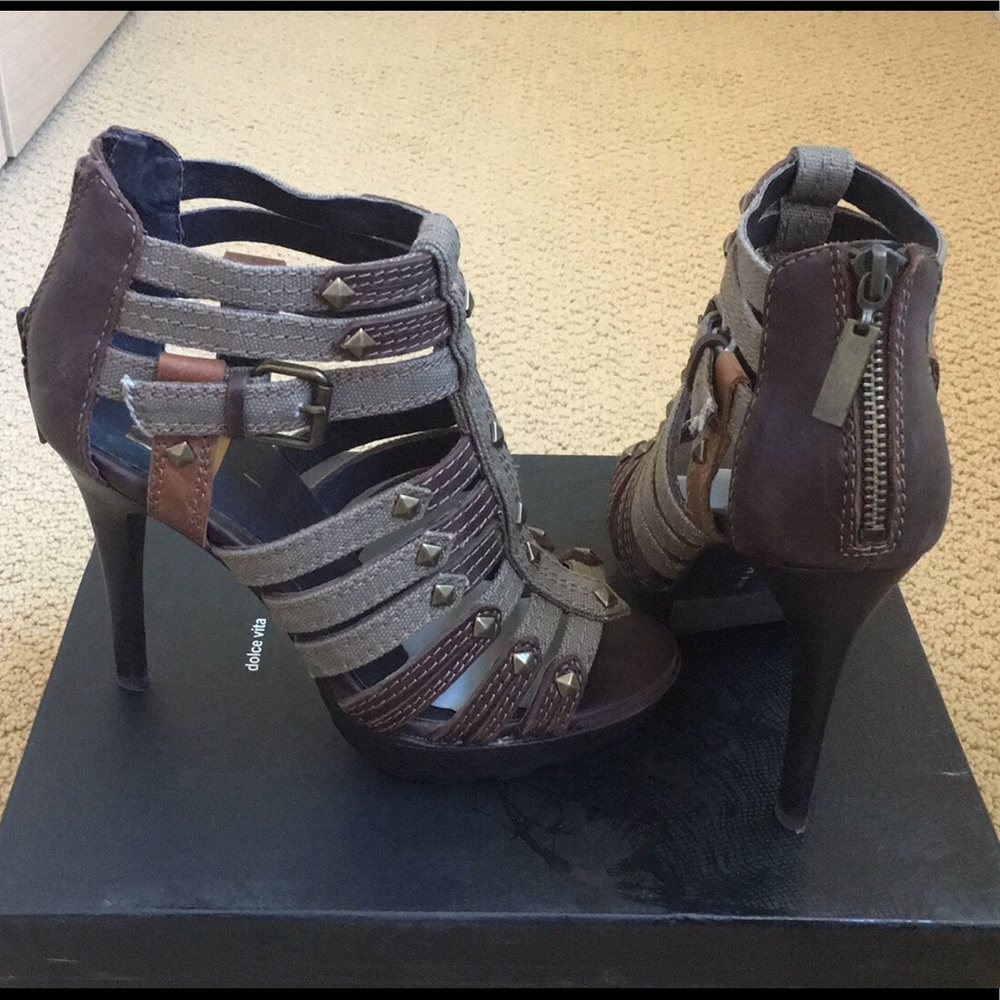 Dolce Vita Khaki Platform Sandals