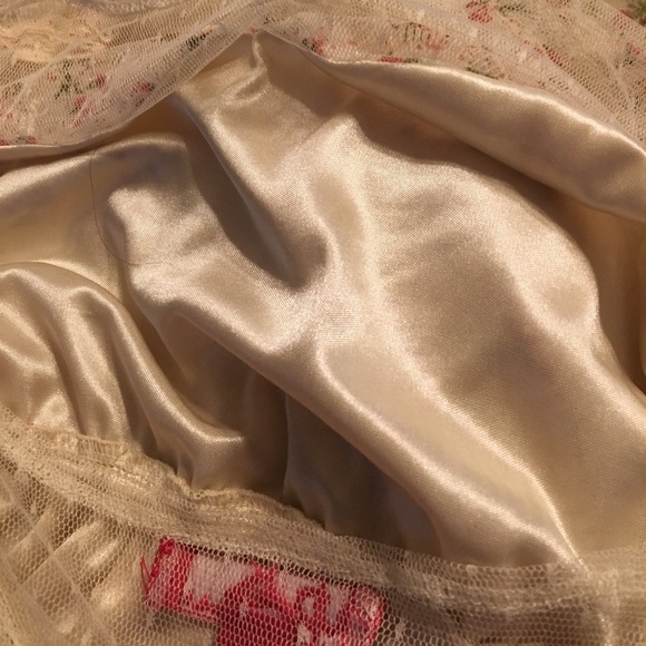 Flower dress Up by Ultra Pink - Picture 3 of 4