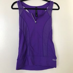 Lorna Jane purple top Small
