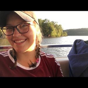 Meet your Posher, Megan