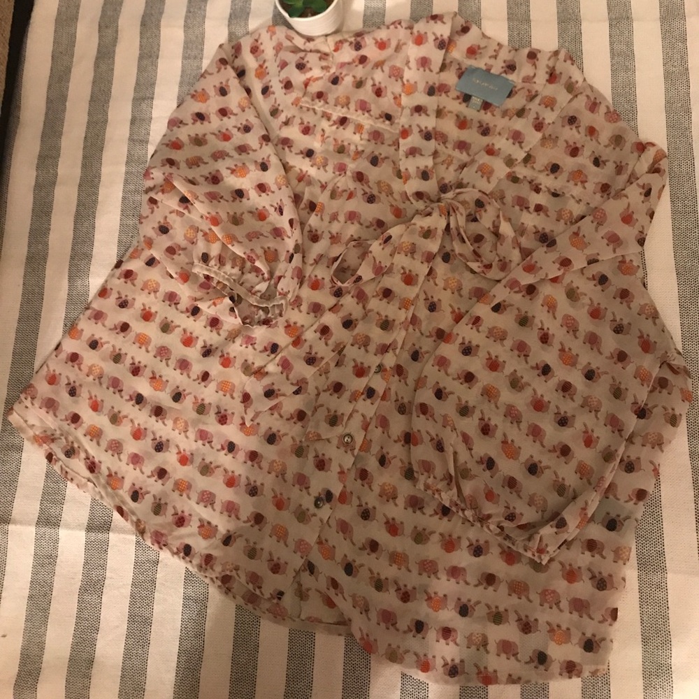 Skies are Blue Elephant Print Top Large