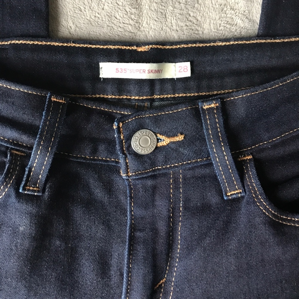 Levi's - Picture 2 of 2