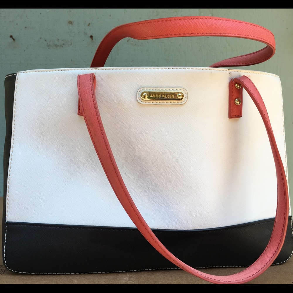 Anne Klein hand bag