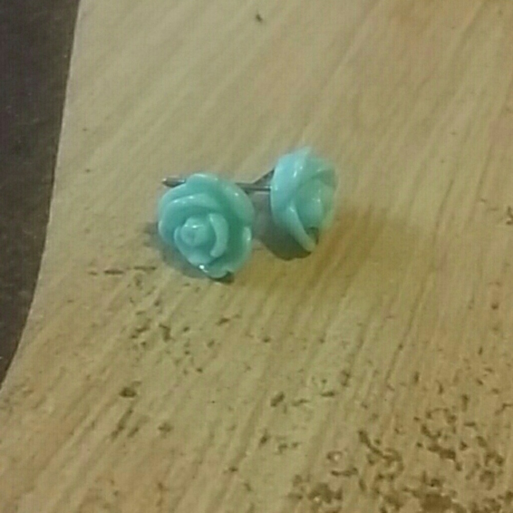 Rose earings