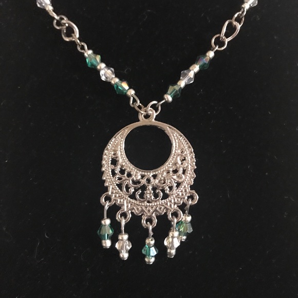 🎉HP🎉 Handmade Teal & Crystal Necklace - Picture 2 of 6