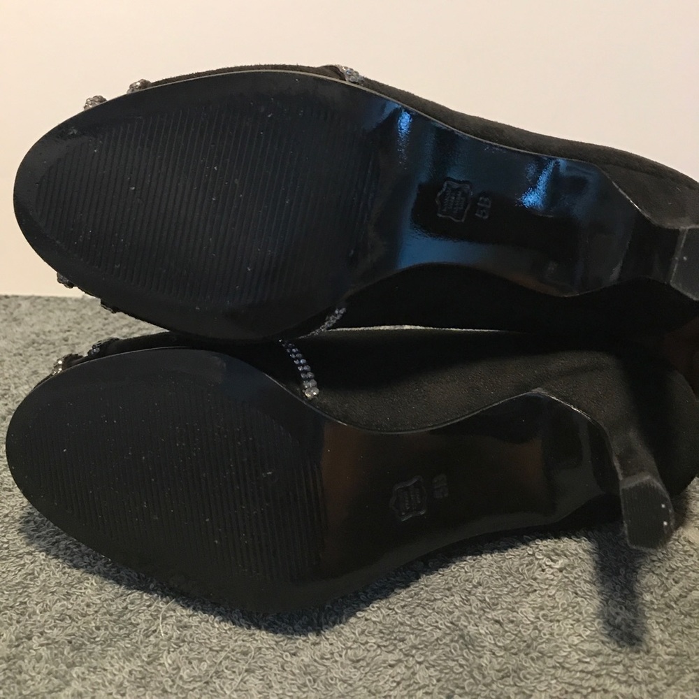 Caparros Eliza Peep-Toe Evening Pumps - Picture 4 of 4