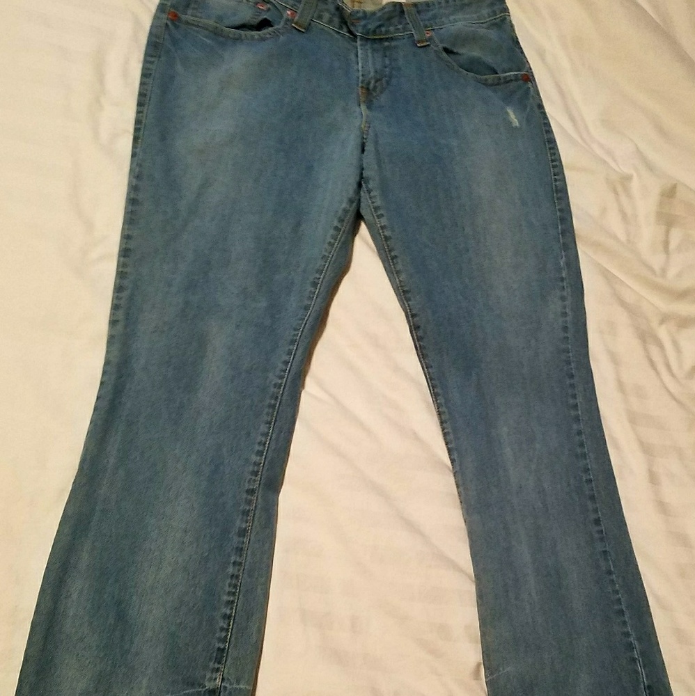 Levi 542 Like new 16M