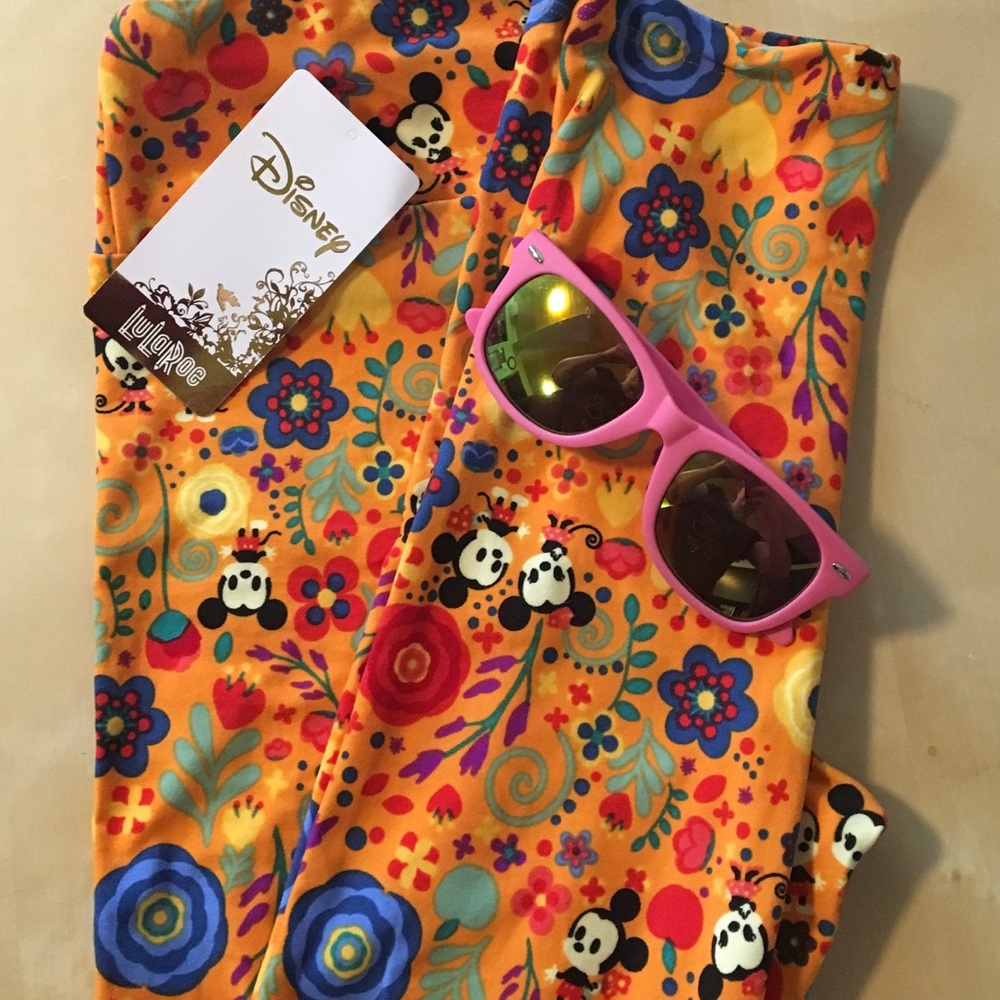 Disney LulaRoe OS leggings - NWT - Minnie print