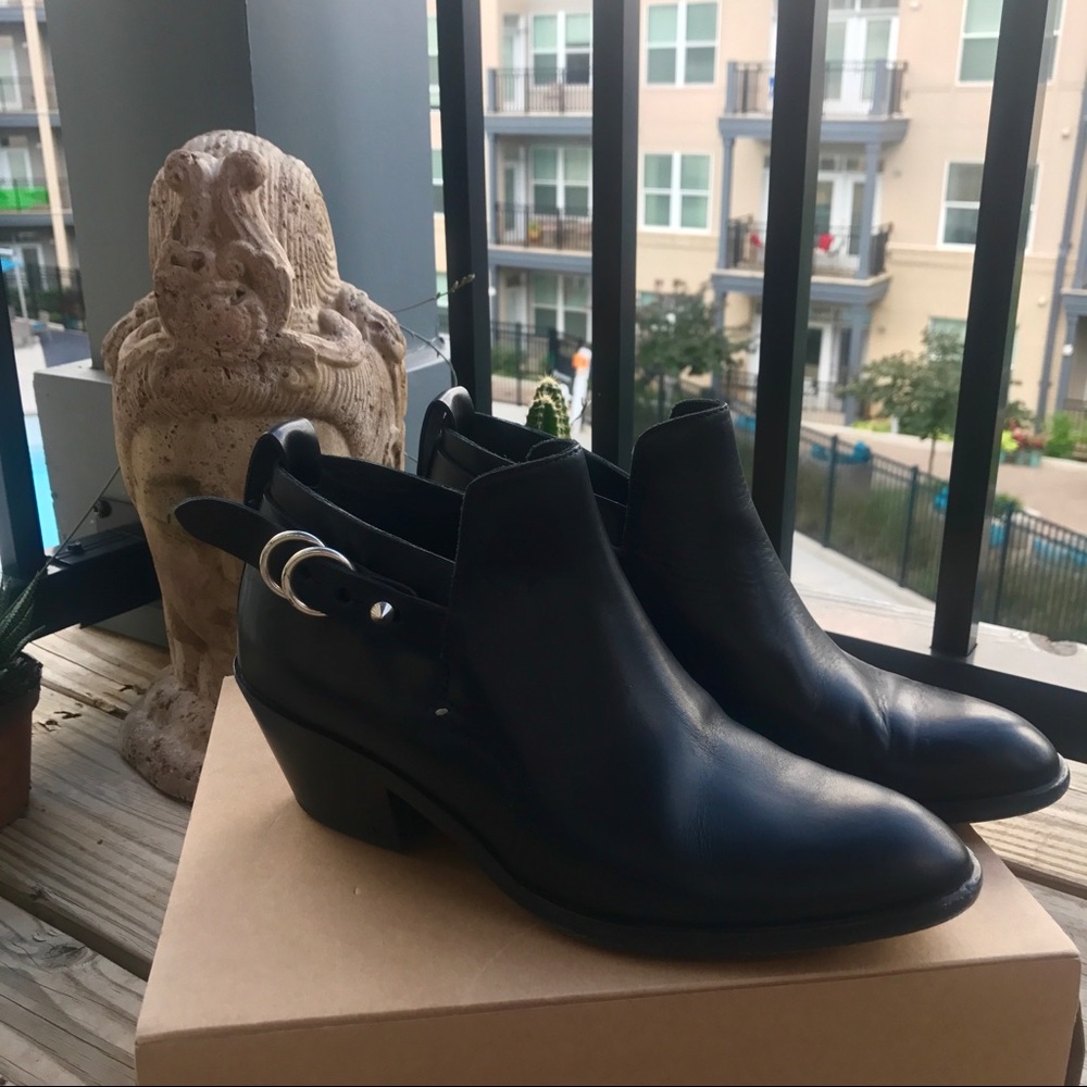 Rag & Bone booties - amazing condition !