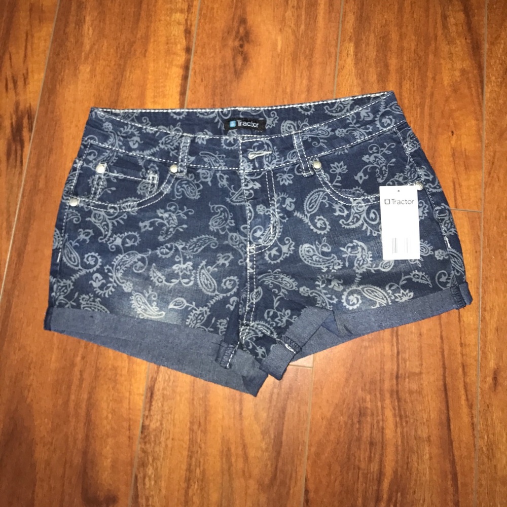 BRAND NEW TRACTOR SHORTS