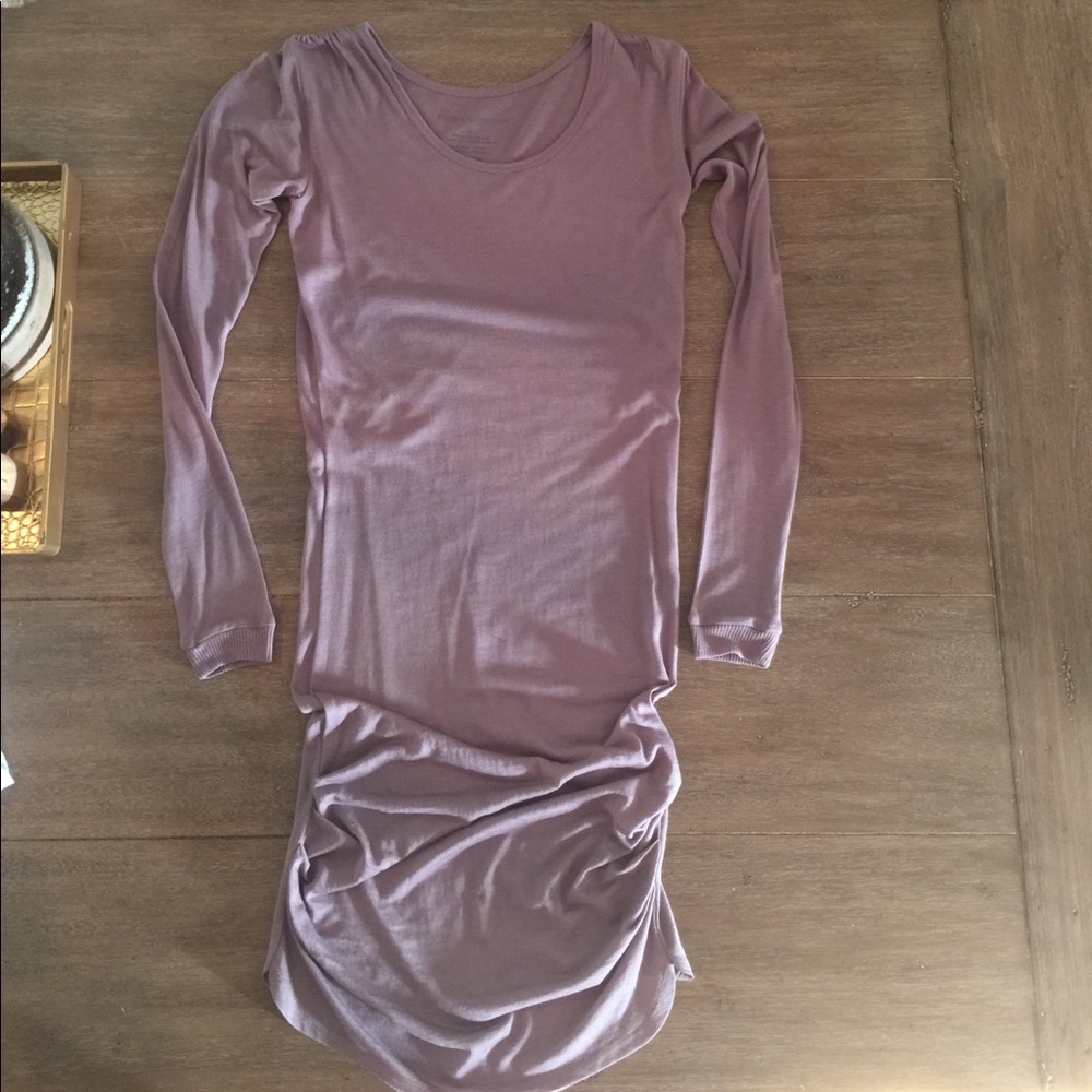 Comfy cashmere blend long sleeved dress.