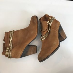 Vince Camuto boots