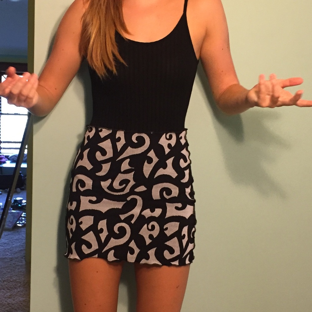 Swirled Patterned Skirt