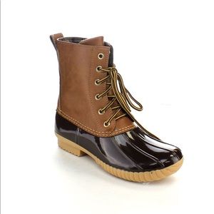 Never worn Duck Boots