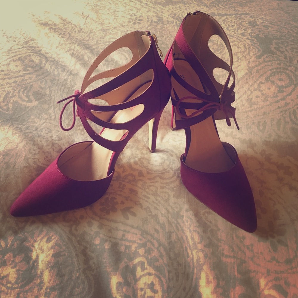 Classic ankle strap pumps (Size 10 - Never worn)