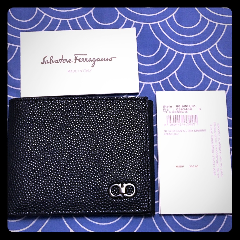 🔥Salvatore Ferragamo TenForty One -Trifold Wallet