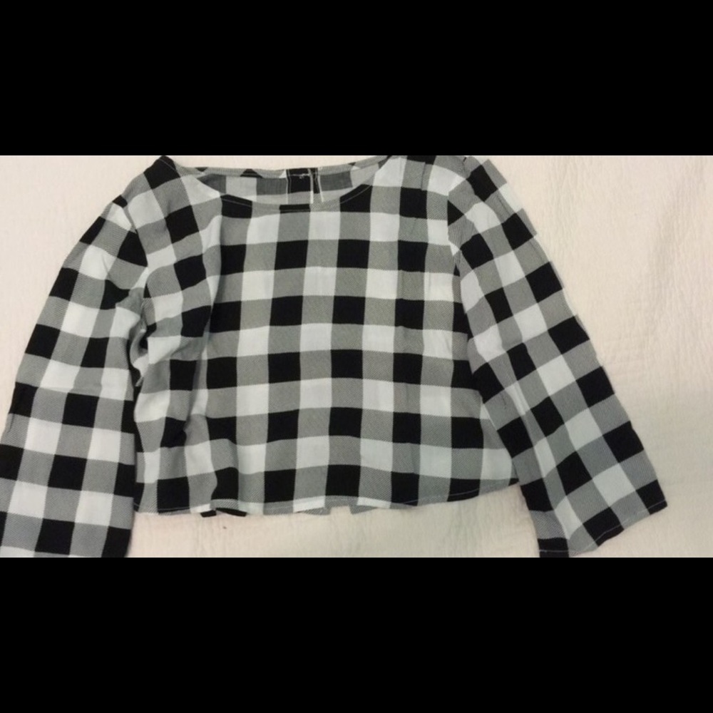 gingham flowy crop top