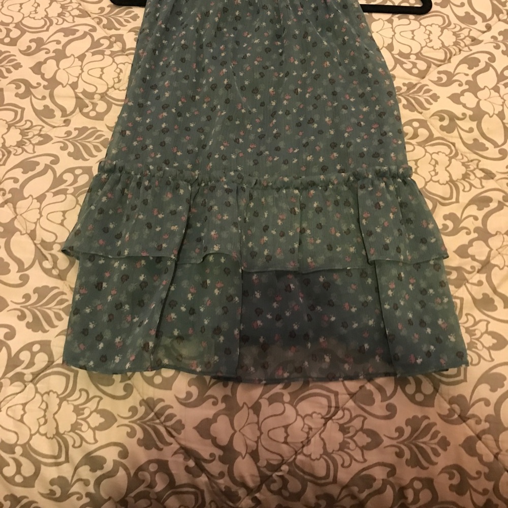 Dress - Picture 5 of 5