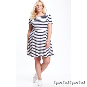 Old Navy Fit and Flare Plus Size Dress 2X NWT