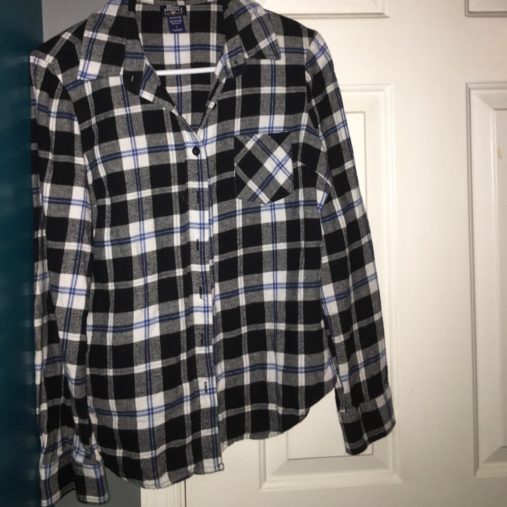 Woman's Plaid Flannel Button Up