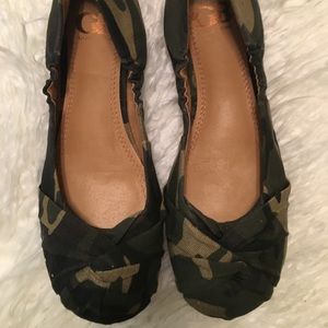 Gianni Bini Fabric Camo Flats