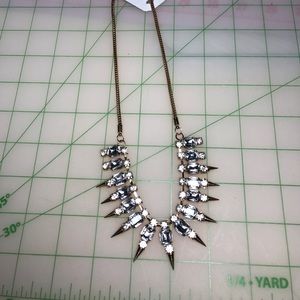 Beautiful sparkly necklace.