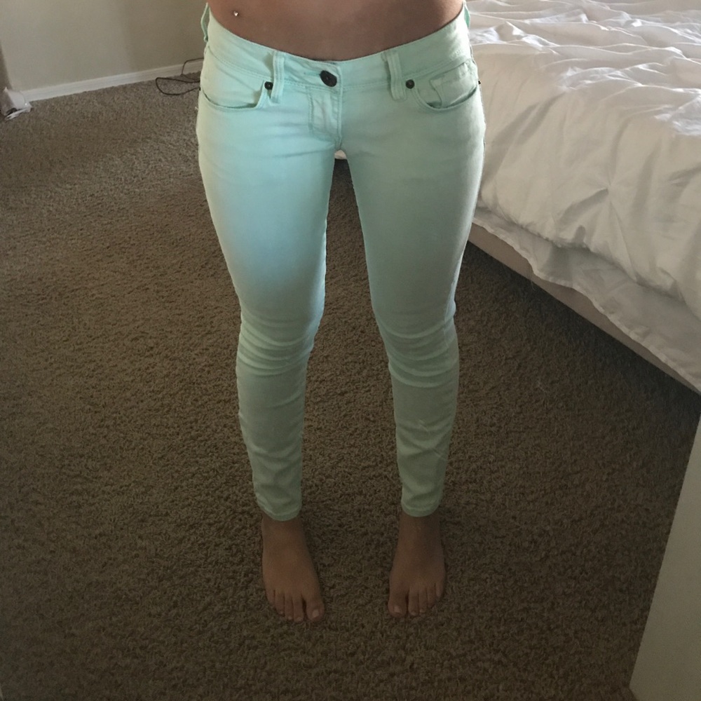 low waist mint jeans!!