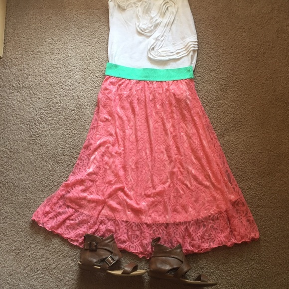 LuLaRoe Dresses & Skirts - Lularoe Lace Lola skirt