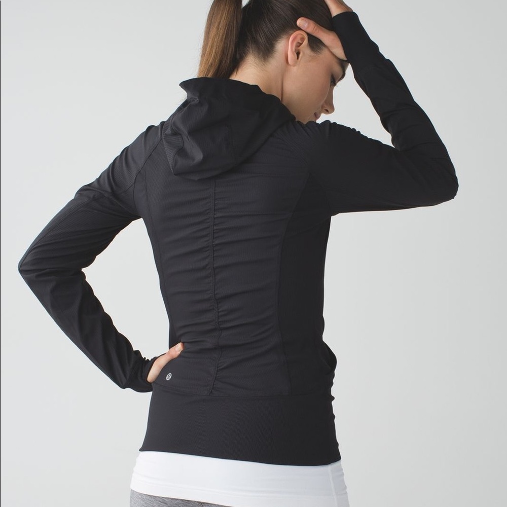 In flux reversible jacket