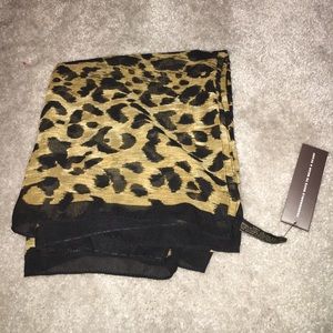 NWT Infinity scarf. Leopard print.
