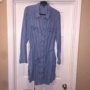PLUS SIZE- Denim shirt dress