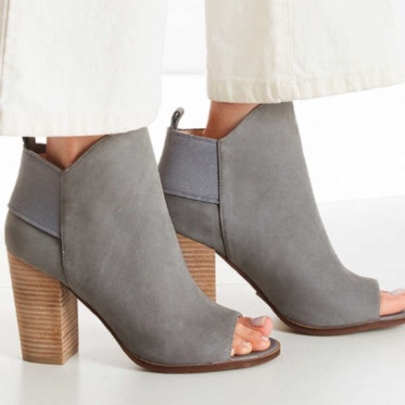 Aldo Shoes - WORN ONCE Kelsi Dagger boots, size 8