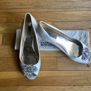 Nakita Embellished Badgley Mischka shoe!