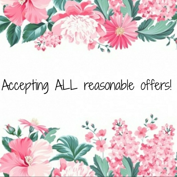 Knot Black Sweater | MAKE A OFFER - Picture 3 of 5