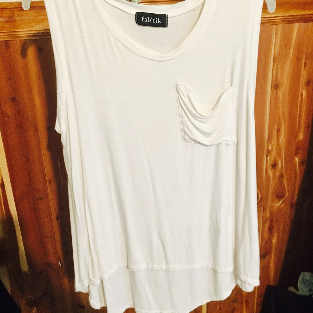 White crop top ❤️SALE❤️